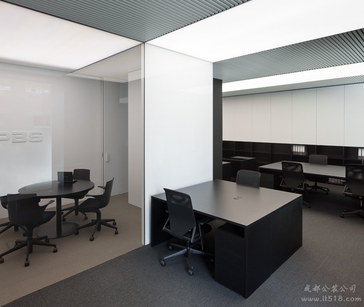 成都辦公室裝修哪家好？辦公室裝修應該注意什么？